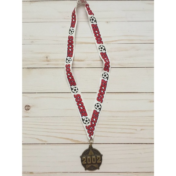 2002 Soccer Star Cut Medal Gold Tone Metal Ribbon Made in USA Crown Trophy - Picture 5 of 5